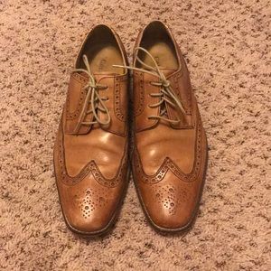 Dress shoes